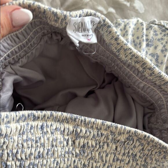 Siena Sky Ruffle Mini Skirt size small like new - Picture 4 of 5